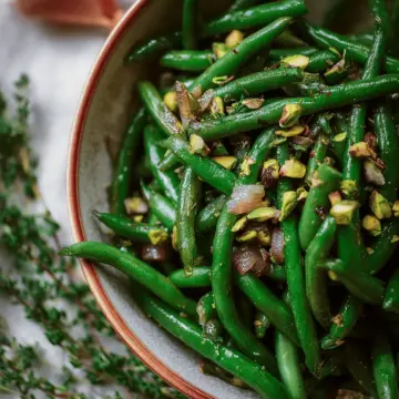 Green Beans with Thyme, Shallots, and Pistachios