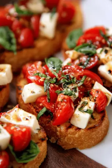 Perfect Bruschetta with Mozzarella