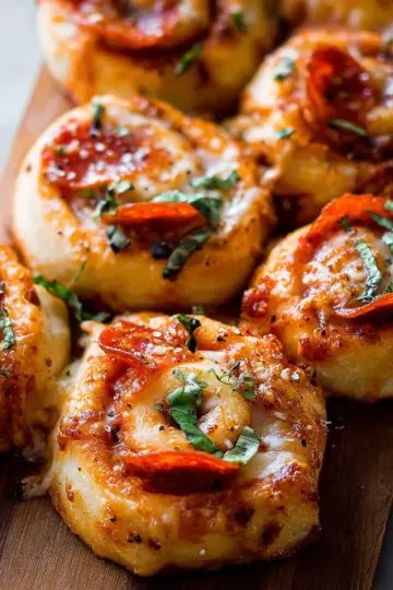 Pepperoni Pizza Rolls