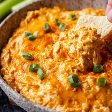 Crock Pot Buffalo Chicken Dip