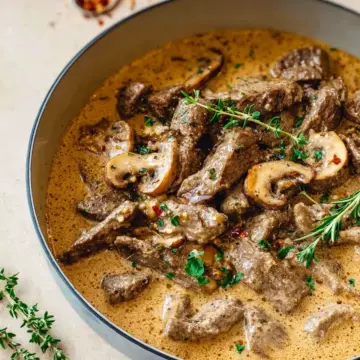 30-Minute Keto Beef Stroganoff Recipe