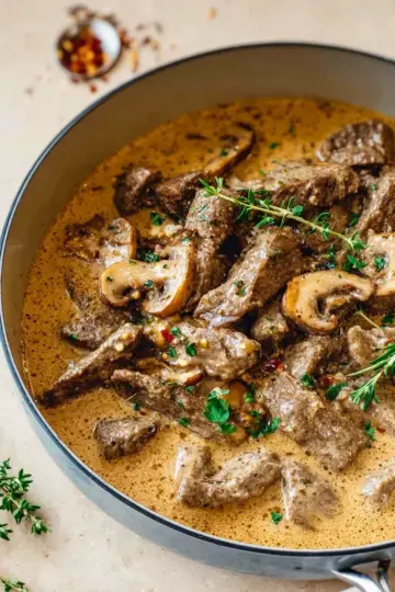 30-Minute Keto Beef Stroganoff Recipe