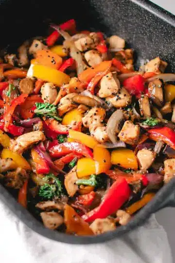 Easy Air Fryer Stir Fry with Chicken and Vegetables