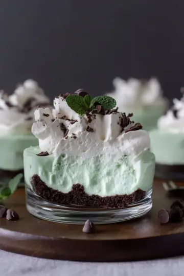 No Bake Mint Chocolate Chip Shamrock Cheesecake