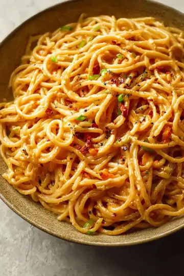 Creamy Spicy Garlic Noodles